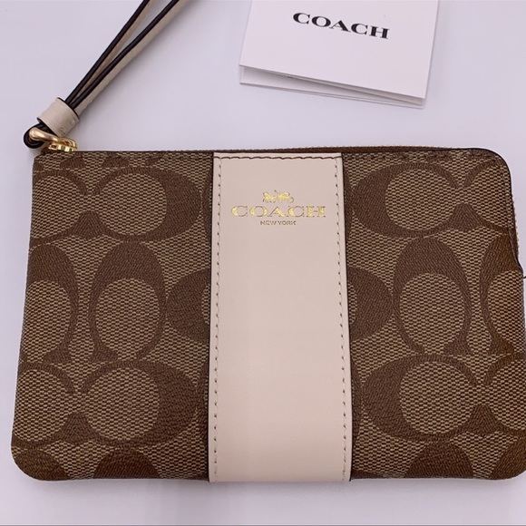 Corner Zip Wristlet In Signature Canvas KHAKICHALK - Picture 9 of 16